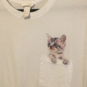 H&M kitten pocket cat shirt